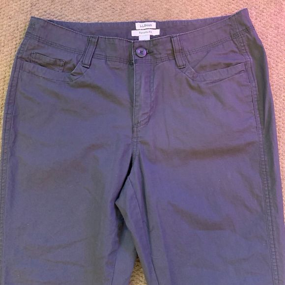 LL Bean Favorite Fit Pants Womens Size 8 Petite Gray Cotton 32" - Picture 3 of 6